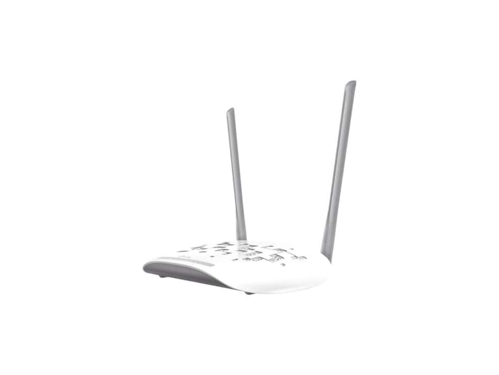 Wireless router with dual antennas