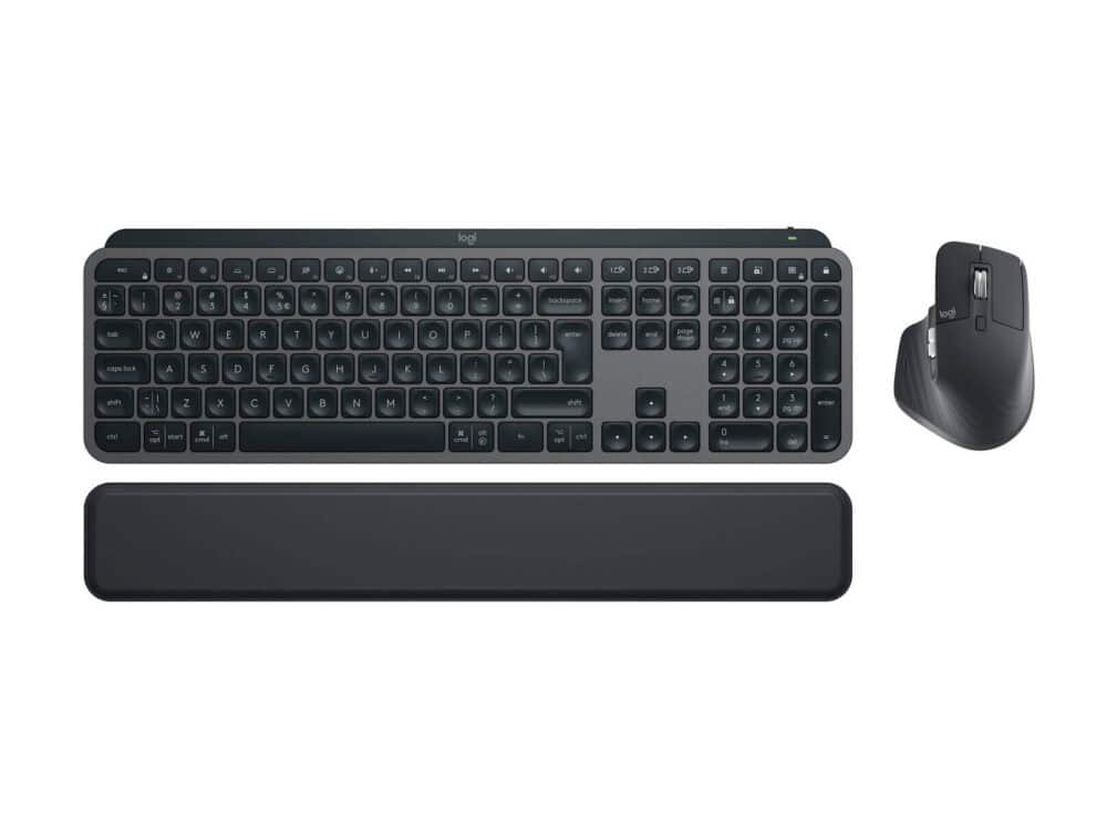 Wireless keyboard and mouse with wrist rest