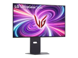 LG UltraGear 32GS95UV OLED Gaming Monitor - 32", 3840 x 2160, 240Hz, 0,03ms