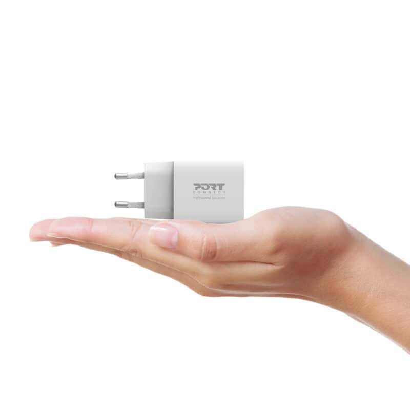 900031 eu port connect 20w usb type c pocket wall charger wr 05a.jpg