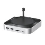 cm841 65487 ugreen mac mini 11 in 1 dock with ssd nvme hr01.jpeg