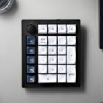 q0m m4 keychron q0 max qmk gateron jupiter banana rgb wireless custom number pad carbon black wr 04a.jpg
