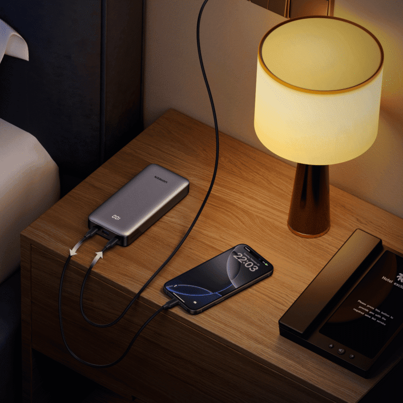 pb532 55989b ugreen 20000mah 30w two way fast chargin wr 03.png