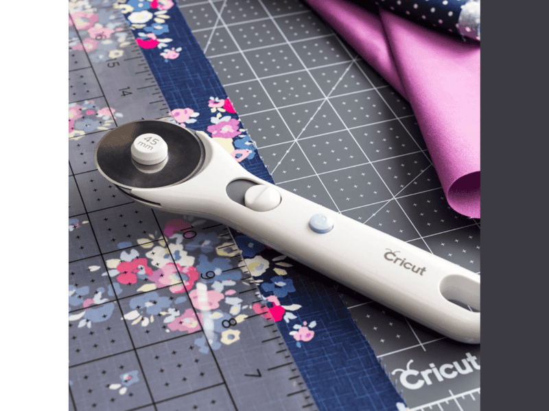 2004669 cricut rotary cutter (45mm) .