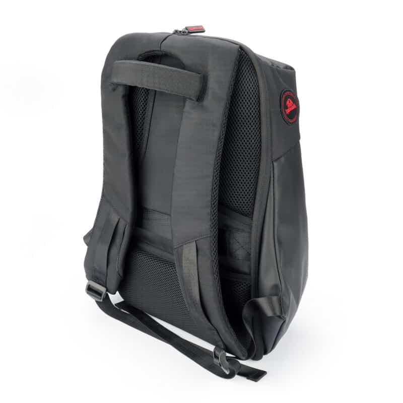 rd gb 93 redragon traveller 15 inch gaming backpack wr 05a.jpg